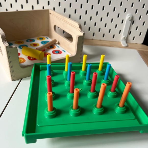 Lovevery Match & Tap Hammer Box - Picture 8 of 11